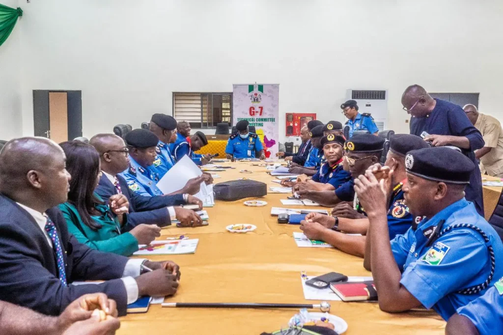 Police Dss
