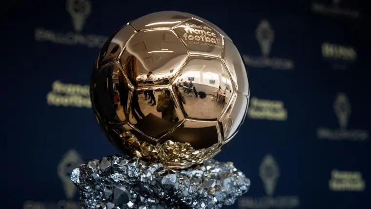 Ballon Dor Trophy 101222