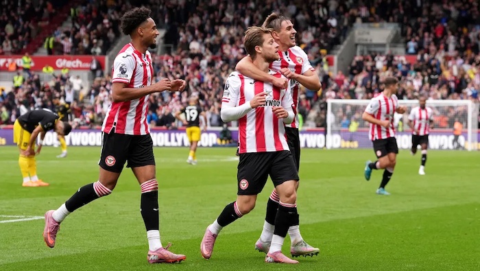 Brentford Punish Manchester United As Fernandes Misses Penalty In Costly Defeat
