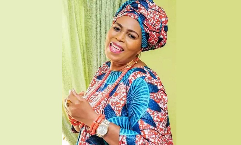 Lola Idije 1
