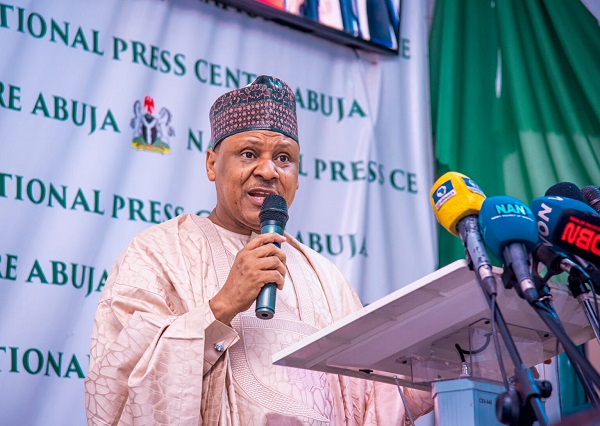 Minister Mohammed Idris 1