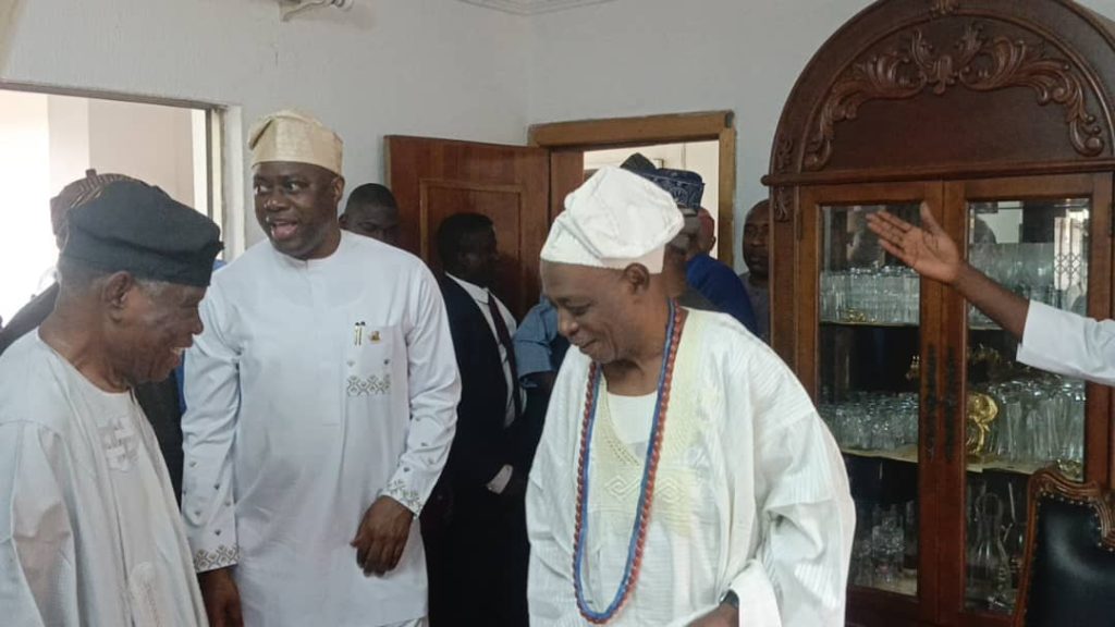Oyero Makinde And Ladoja