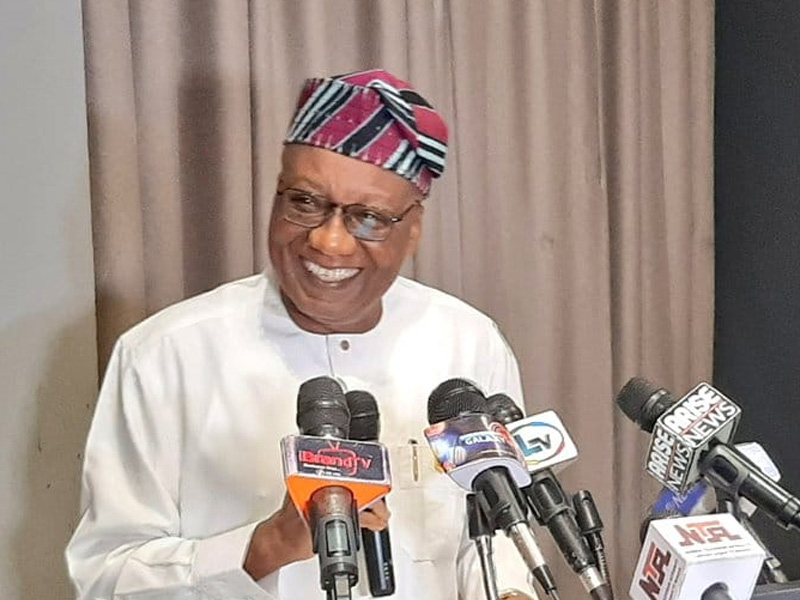 Sam Olumekun