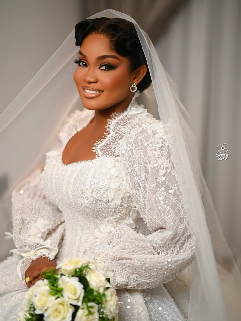Ballgown Whitewedding Bridal Inspo Chocolateshotit9