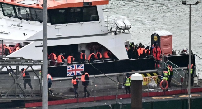 Britain France Government Migration