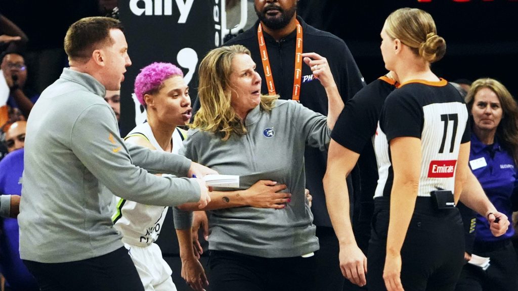 Lynx Reeve Ejected