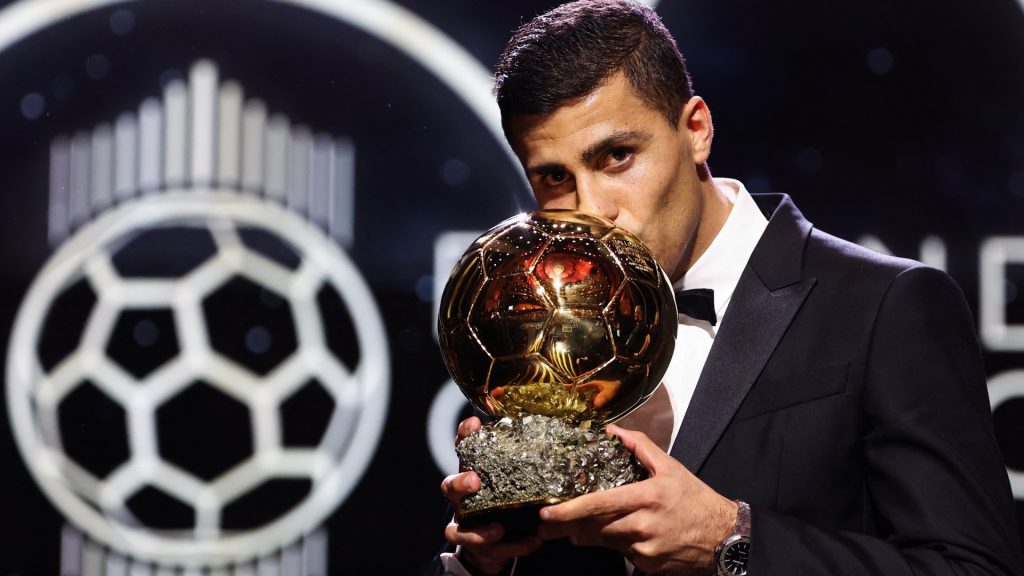 Manchester Citys Spanish Midfielder Rodri 951327900