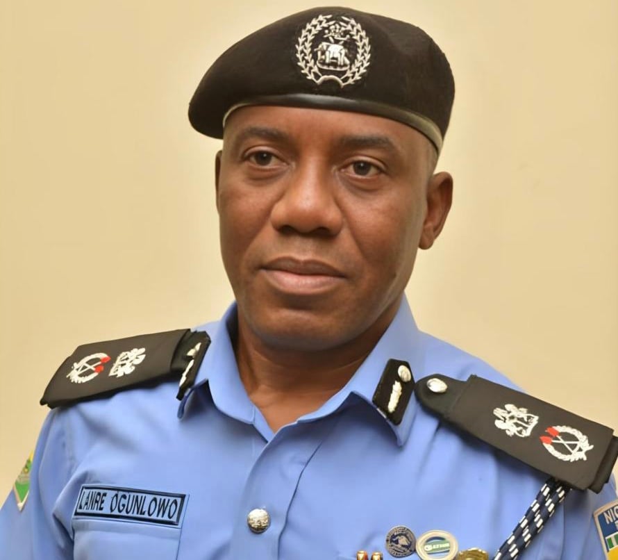 Ogun 1758611082