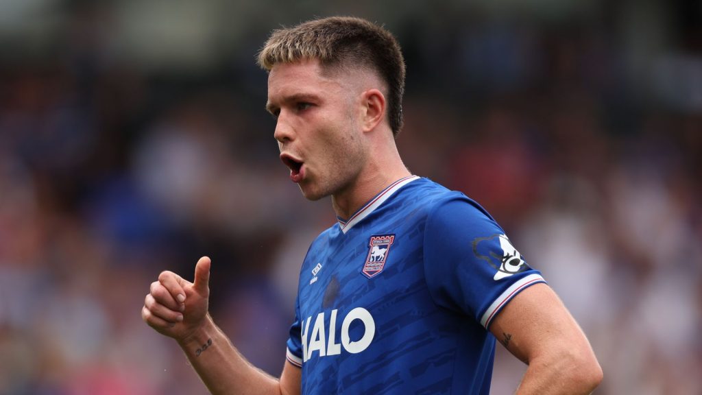 Skysports George Hirst Ipswich 7033680