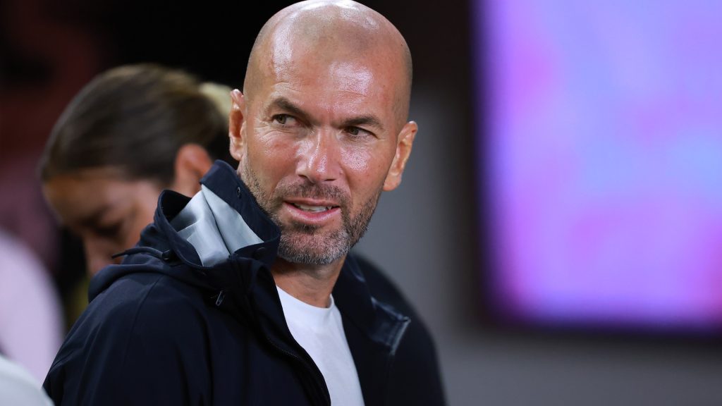 Zinedine Zidane Looks Prior Match 848331485