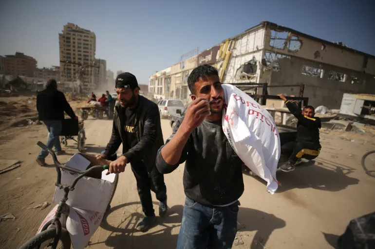 Aa 20240306 33902268 33902257 Flour Aid For Palestinians Facing Starvation In The Gaza Strip 1709721163 1760560730
