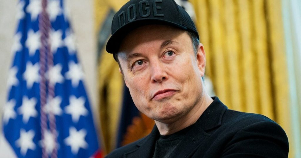 Afp 20251002 77J78We V1 Midres Donaldtrumptoholdpressconferencewithelonmusk 1200X630 1