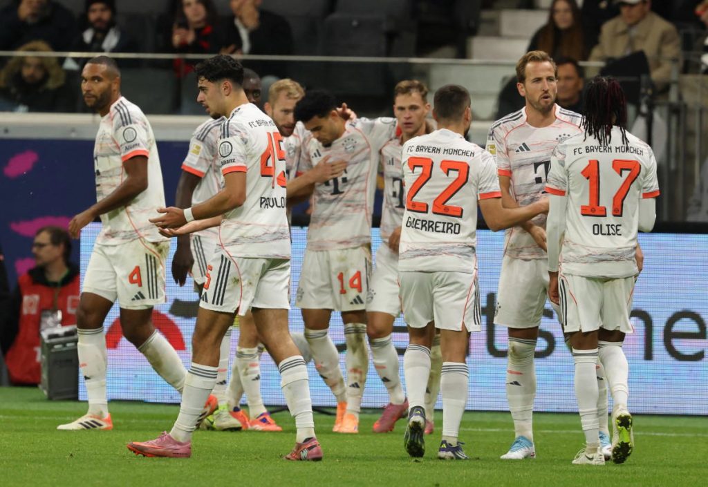 Afp 20251004 77Q64Qc V1 Midres Fblgerbundesligafrankfurtbayernmunich