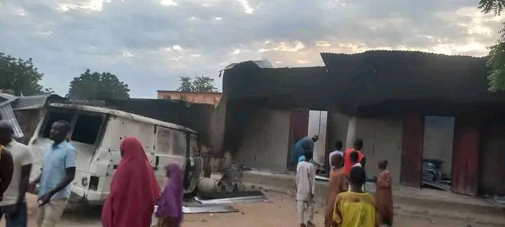 Borno 1759583300