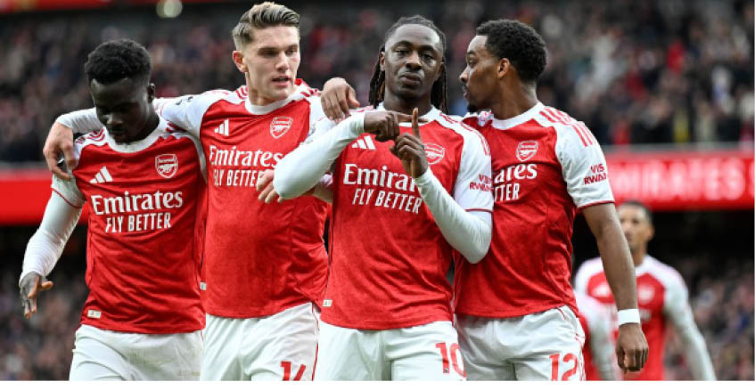 Ebere Eze And Arsenal Teammates Celebrate