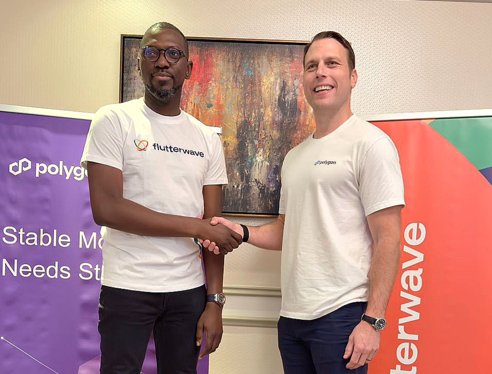 Flut Poly Main Flut Poly Main