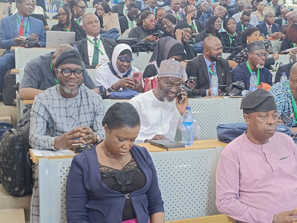 G4Rl B2Wwaaddv G4Rl B2Wwaaddv