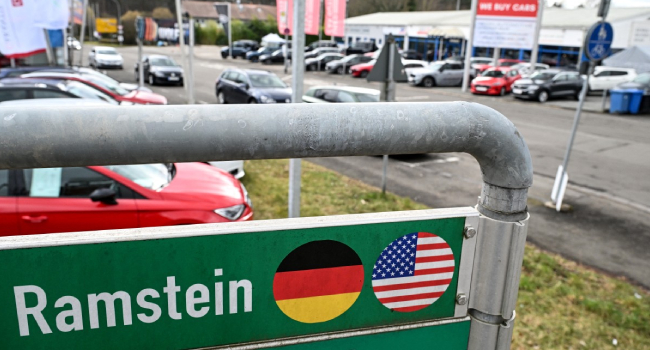 German And Us Flags