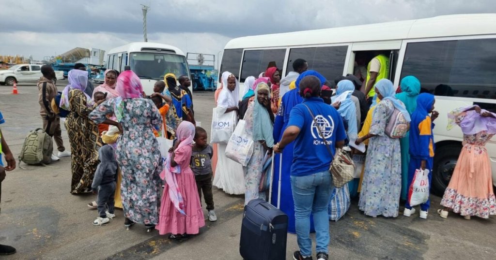 Returnees Boarding Bus At The Airport 1200X630 1 Returnees Boarding Bus At The Airport 1200X630 1