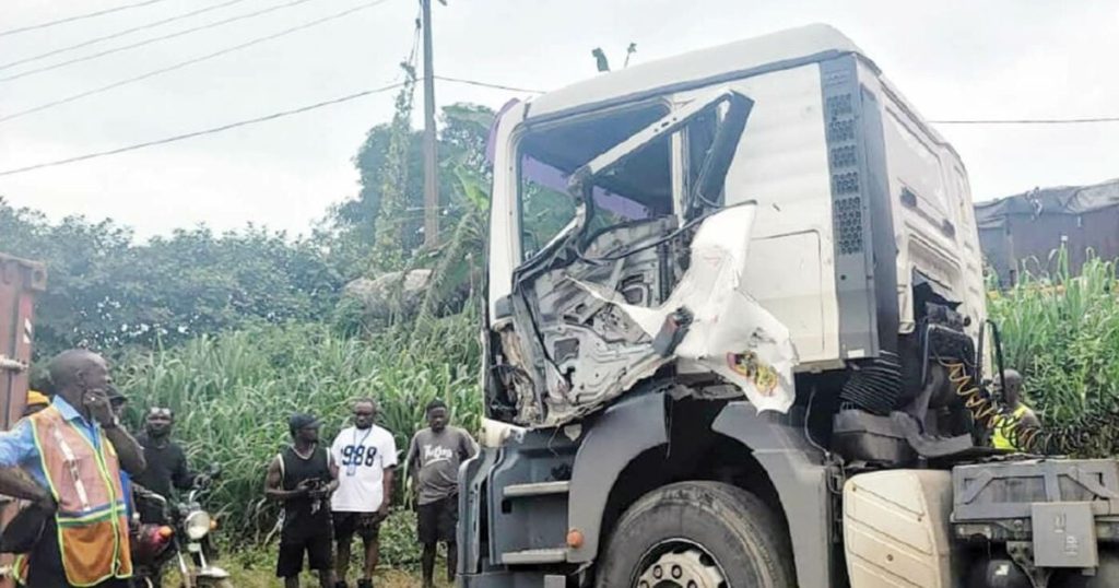 Truck Accident Scene 1200X630 1