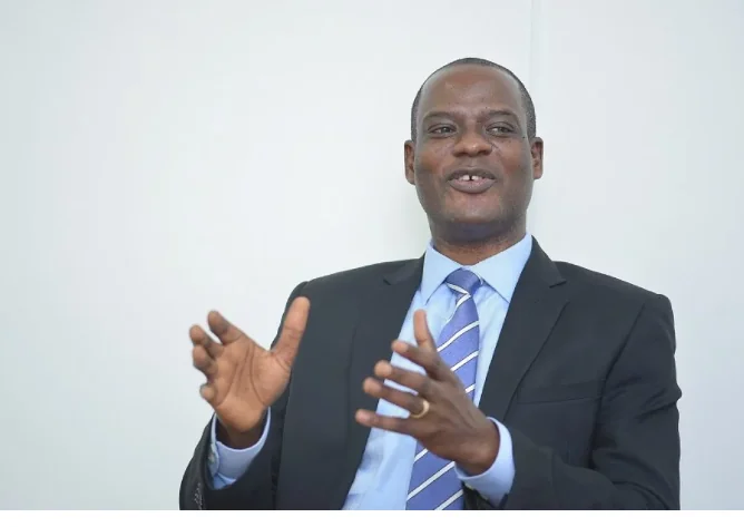 Taiwo Oyedele Taiwo Oyedele