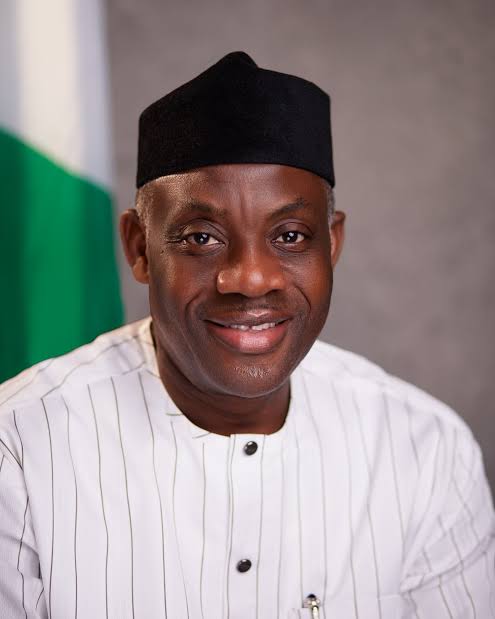 Tunji Alausa
