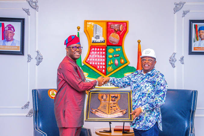 Umahi Makinda Images