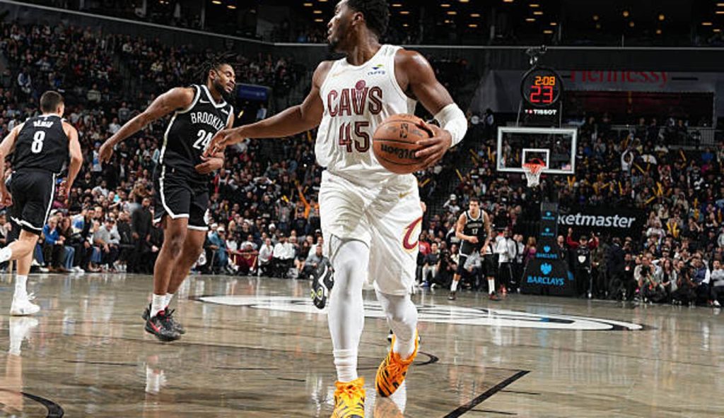Brooklyn Ny Donovan Mitchell Of The Cleveland Cavaliers Dribbles The Ball During The Game Brooklyn Ny Donovan Mitchell Of The Cleveland Cavaliers Dribbles The Ball During The Game