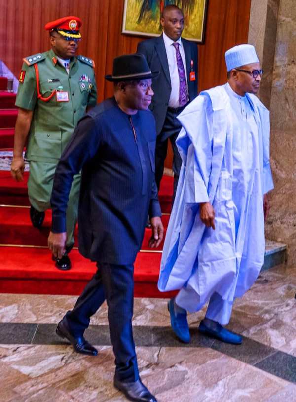 Buhari Meets Jonathan 4
