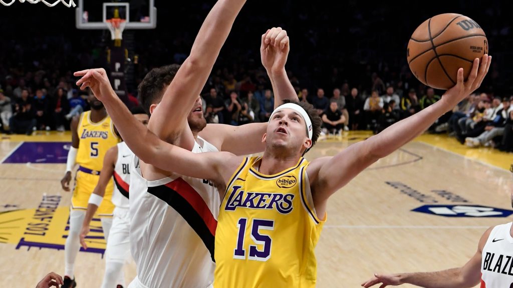 Cropped Gettyimages 2243328164