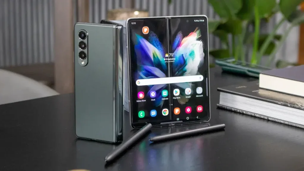 Foldable Phonesss