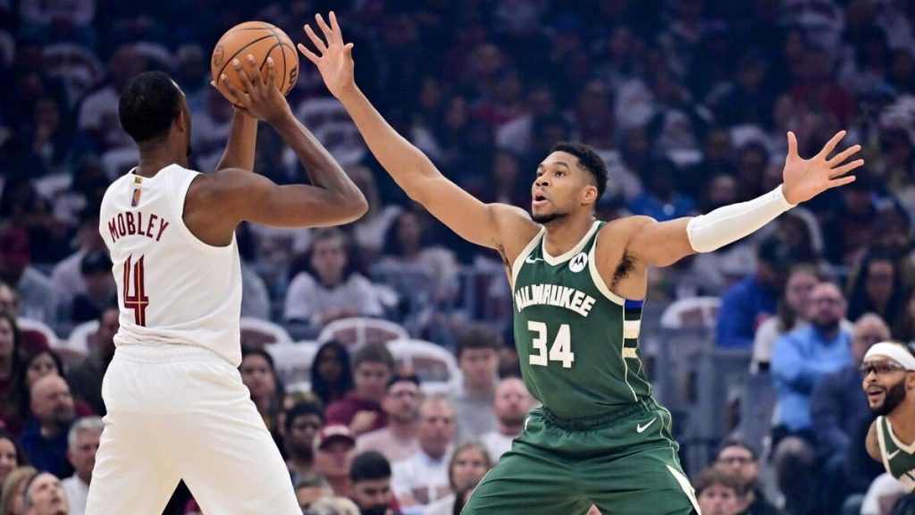 Giannis Antetokounmpoa Bucks Giannis Antetokounmpoa Bucks