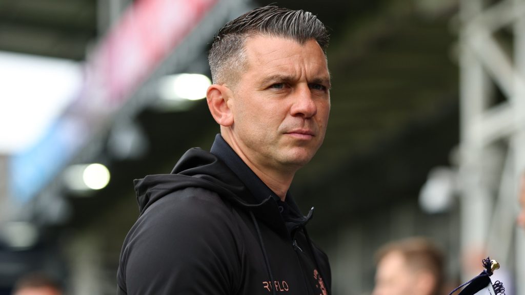 Luton Town Manager Matt Bloomfield 1012557054