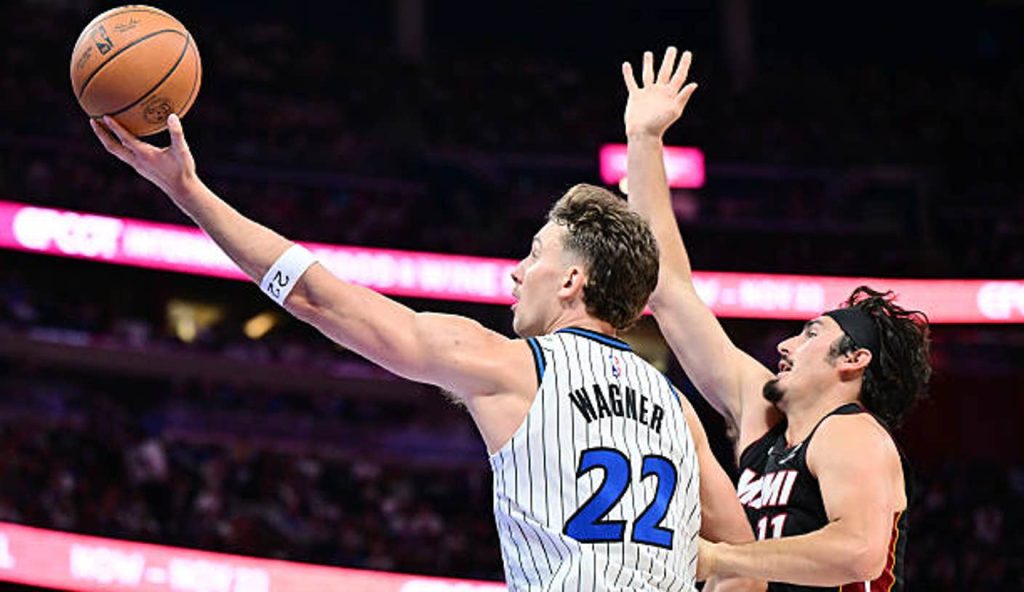 Orlando Florida Franz Wagner Of The Orlando Magic Shoots A Basket Against Jaime Jaquez Jr 11