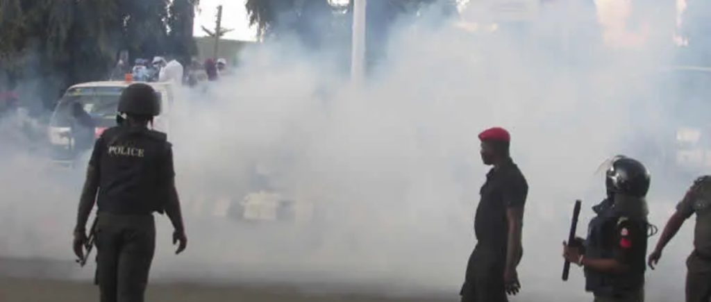Polioce Tear Gas Abuja