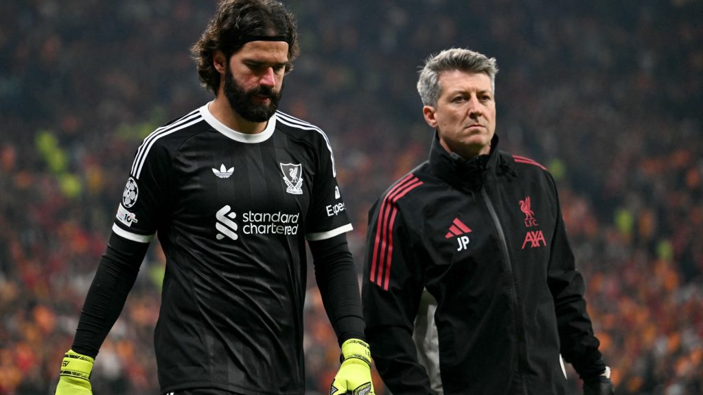 Walks Off Pitch Injured Substituted 1027840191