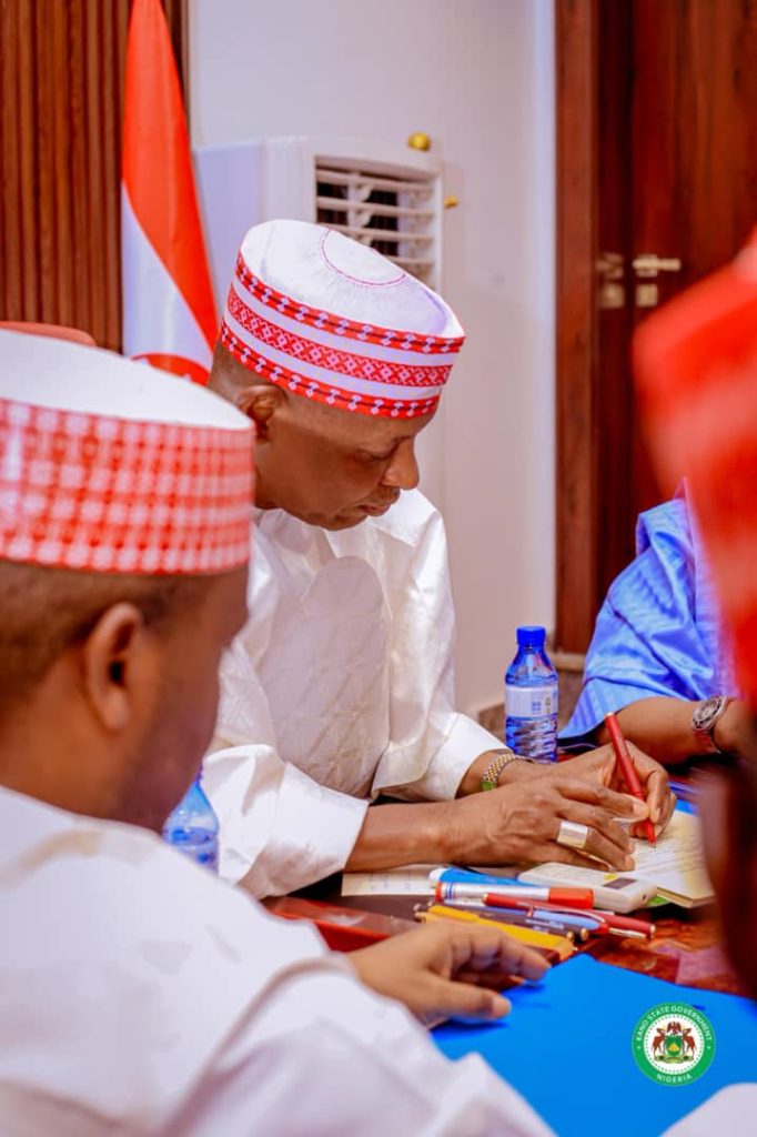 1000942196 1000942196