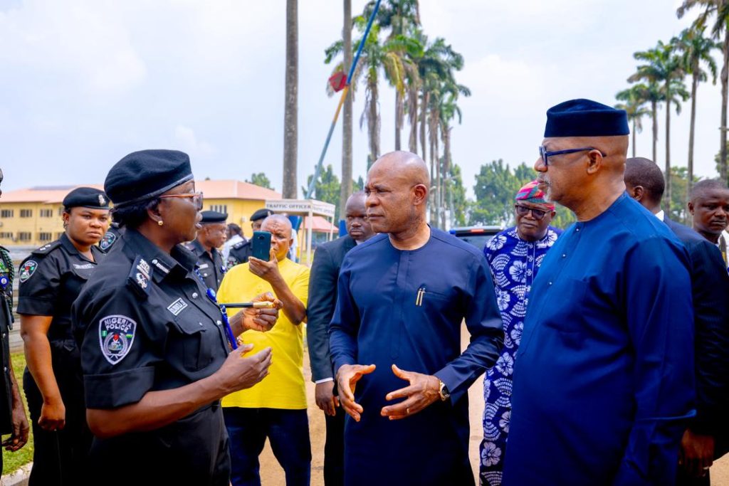 1002455811 1002455811