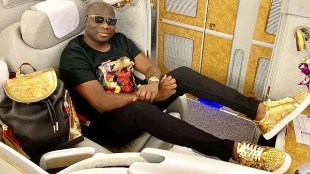 114003432 Efccarrestmompha.jpg