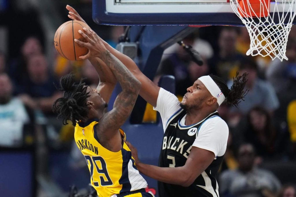 251104 Myles Turner Scaled E1762277232362 251104 Myles Turner Scaled E1762277232362