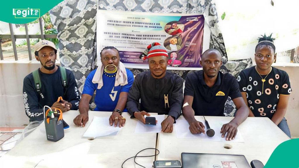 549B34Cc469F3299 549B34Cc469F3299