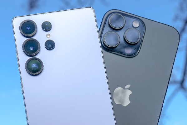 Android Vs Iphone Android Vs Iphone