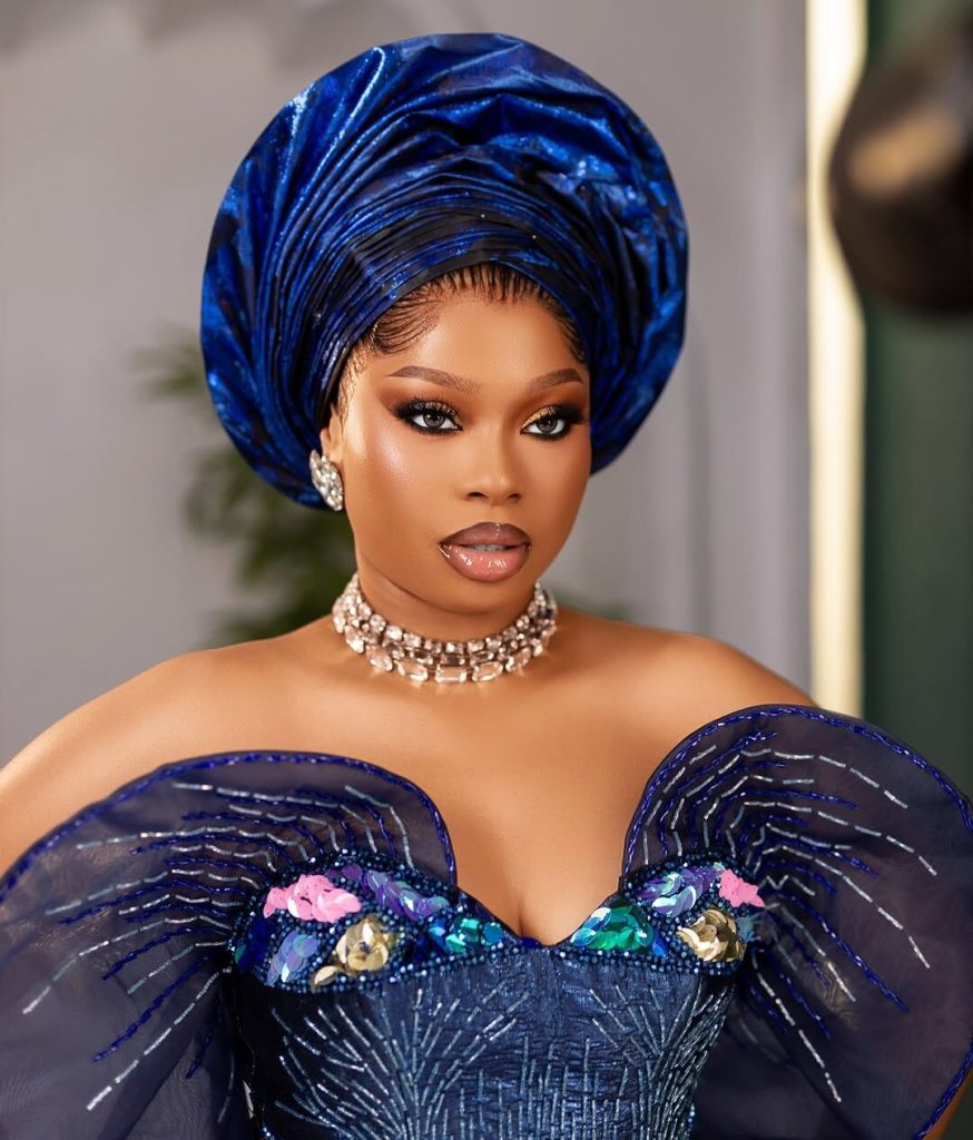 Dark Blue Tradtional Bridal Look2 E1762489877177 Dark Blue Tradtional Bridal Look2 E1762489877177