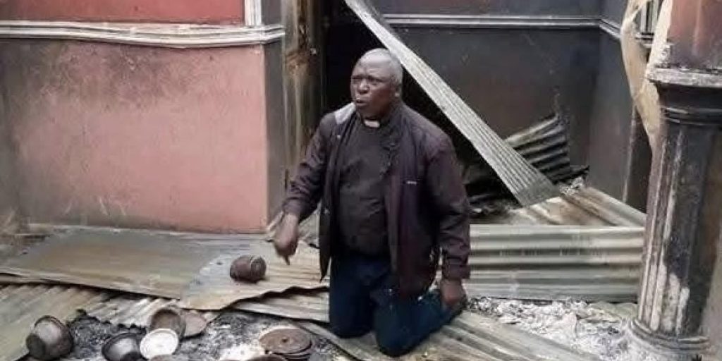 Ezekiel Dachomo Scaled 1