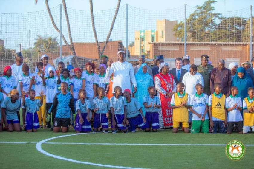 Fifa And Niger Republic Football Officials Pose For Photograph With Some Of The Primary School Pupils Fifa And Niger Republic Football Officials Pose For Photograph With Some Of The Primary School Pupils