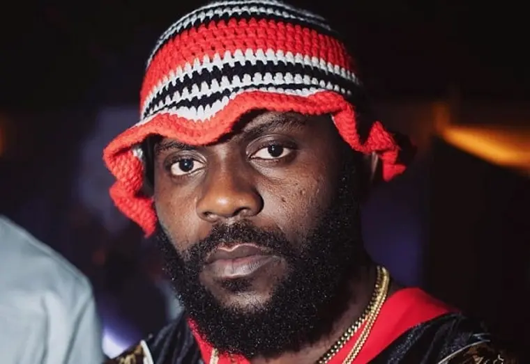 Nigerian Rapper Odumodublvck Criticised For Kicking Fans Phone