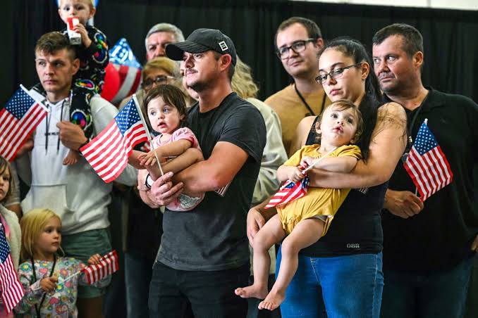 Second Group Of White South African Refugees Arrives In Us Under Trump Era Resettlement Program 1