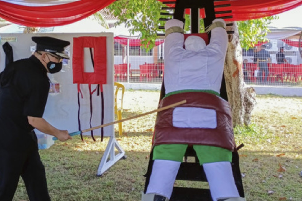 Cane Whip Rotan Sebat Bernama