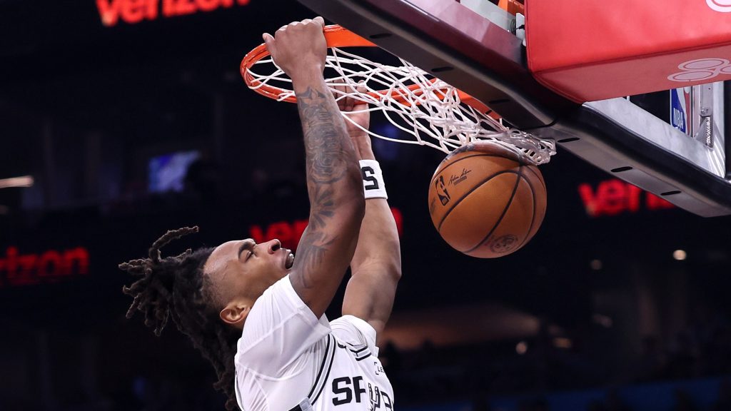 Cropped Gettyimages 2245382892