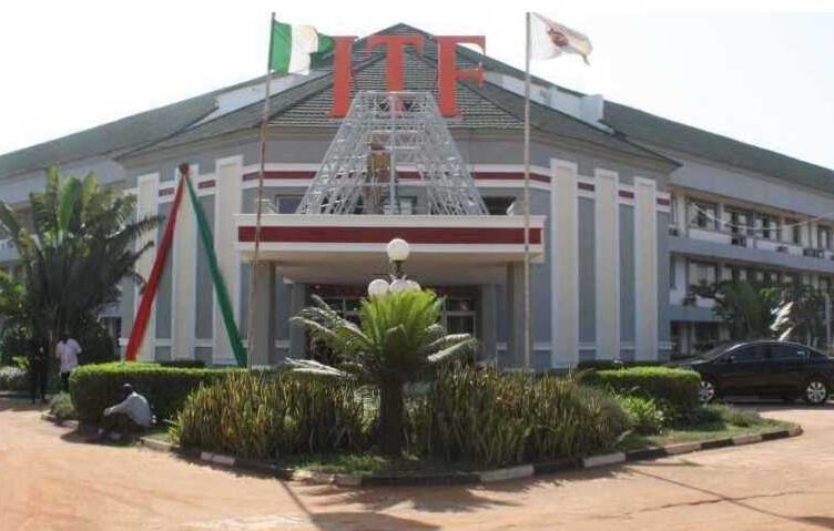 Frontview E1762352603700